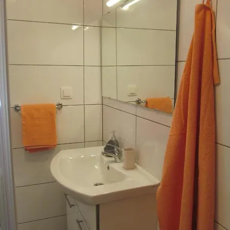 Apartment Adrian *