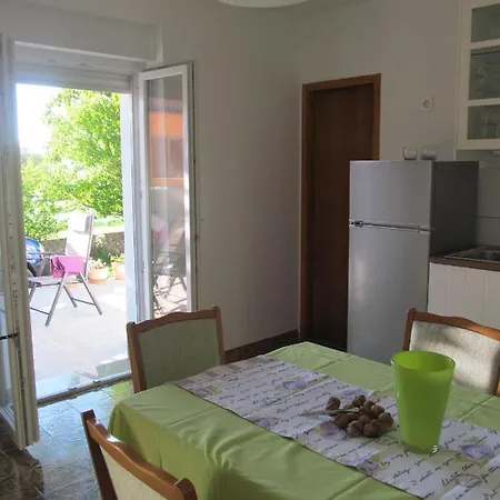 Apartment Adrian