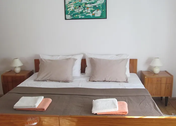 Adrian Apartment Grandici